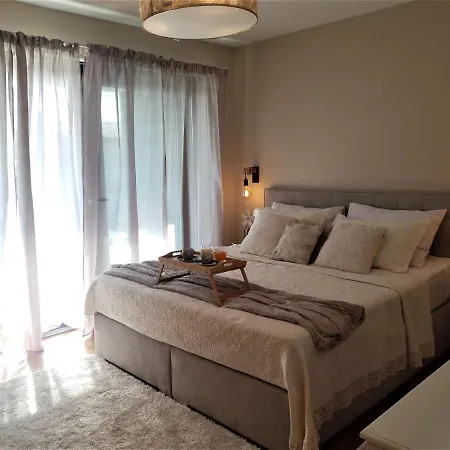 Wellness & Luxury Nicole - Families Only Pula