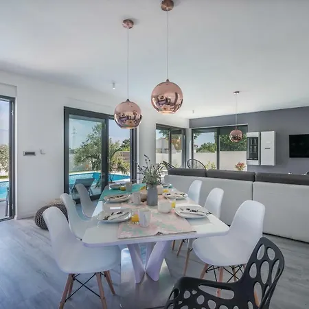 Villa Wellness & Luxury Nicole - Families Only *