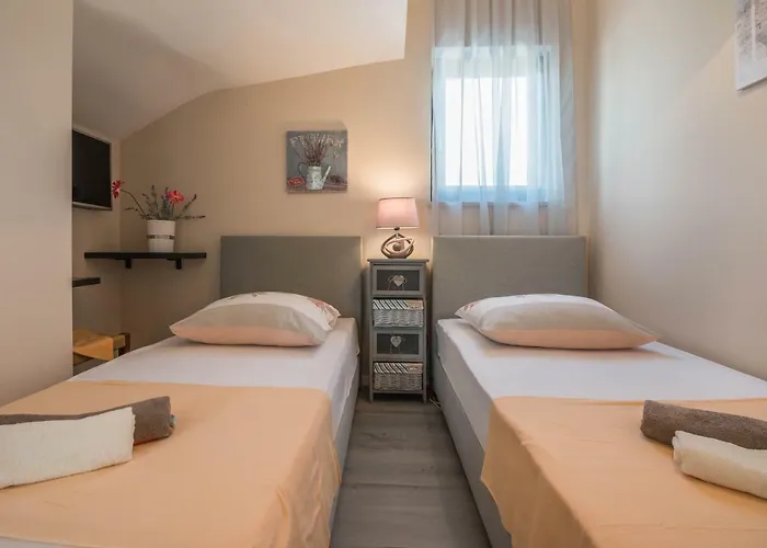 Wellness & Luxury Nicole - Families Only