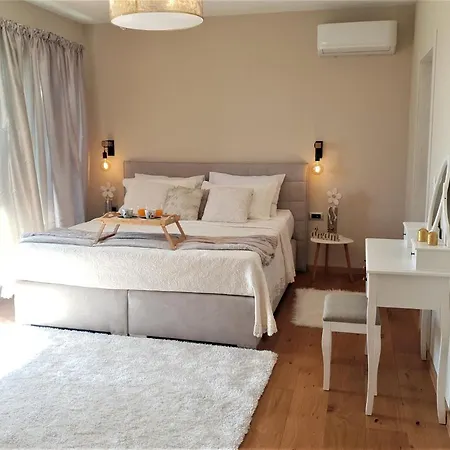 Wellness & Luxury Nicole - Families Only